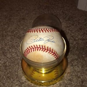 Pete rose autographed baseball